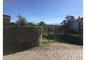 House  with fantastic and open views to the Serra da Estrela.