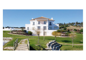 Exclusive and private, Quintas de Óbidos establishes