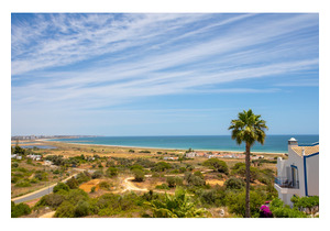 Beautiful apartment set in the small resort of Quinta de Sao Roque.