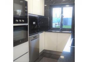 Contemporary villa for sale in Lisbon, Portugal