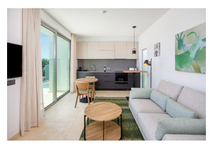 The Vines is a brand-new resort of holiday-home, located in the heart of a renowned wine estate