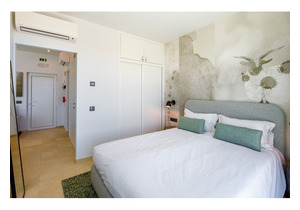 The Vines is a brand-new resort of holiday-home, located in the heart of a renowned wine estate