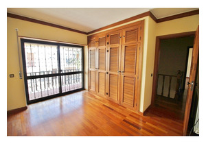 5 bedroom townhouse located in Carcavelos - Cascais