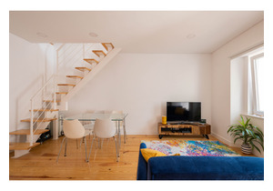 Bright 2-bedroom apartment for sale in Lisbon
