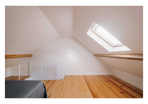 Bright 2-bedroom apartment for sale in Lisbon