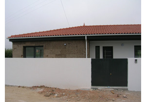 New 3 bedroom, 2 bath, highly efficient and mobility friendly home near Coimbra.