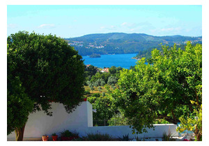 Lakeview 4 Bed - class-A renovated Villa