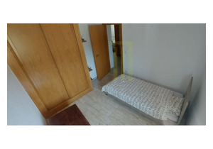 3 bedroom detached house ready to move into and semi furnished