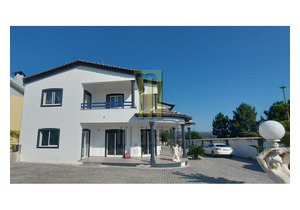 5 bedroom detached house, ready to move into and semi-furnished