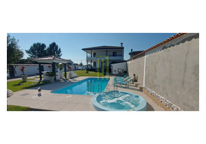 5 bedroom detached house, ready to move into and semi-furnished