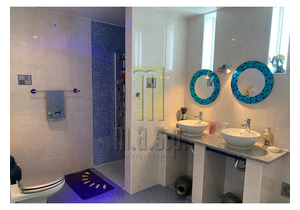 5 bedroom detached house, ready to move into and semi-furnished