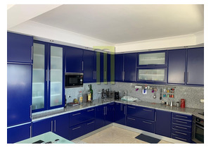 5 bedroom detached house, ready to move into and semi-furnished