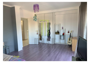 5 bedroom detached house, ready to move into and semi-furnished
