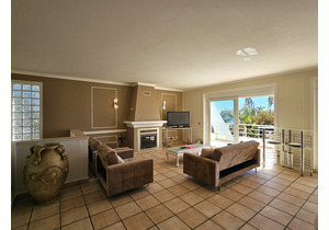 Semi Detached Sea View Townhouse  /  Moradia geminada Vista Mar