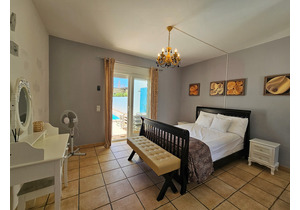 Semi Detached Sea View Townhouse  /  Moradia geminada Vista Mar