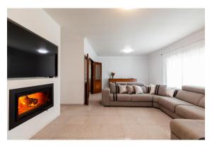 Detached 4-bedroom house in Gândara dos Olivais, Leiria.