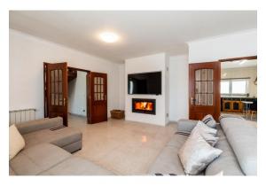 Detached 4-bedroom house in Gândara dos Olivais, Leiria.