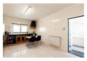 Detached 4-bedroom house in Gândara dos Olivais, Leiria.