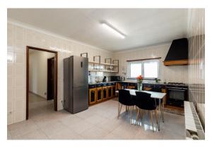 Detached 4-bedroom house in Gândara dos Olivais, Leiria.