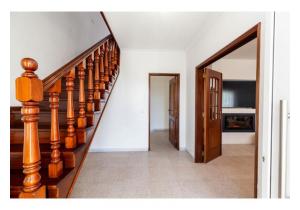 Detached 4-bedroom house in Gândara dos Olivais, Leiria.