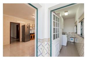 Detached 4-bedroom house in Gândara dos Olivais, Leiria.