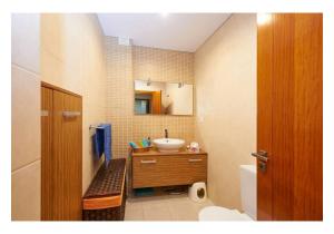 3 bed semi-detached house in private gated complex with pool