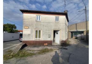 3 bedroom house + attic in Carapinheira, Montemor