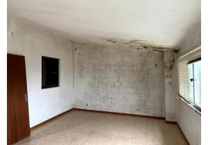 Bank Property, 2 Bedroom House in Góis