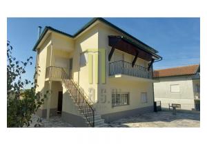 5 bedroom house ready to move into