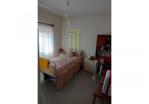 5 bedroom house ready to move into