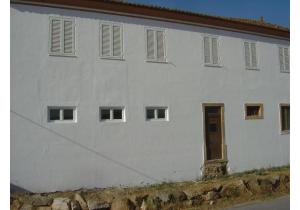 8-bed all ensuite Villa with land