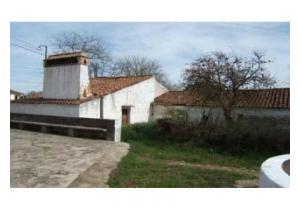 8-bed all ensuite Villa with land