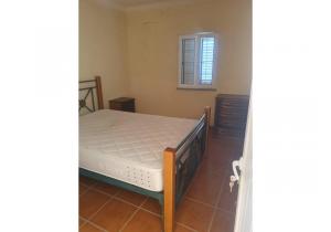 Village house with 1 bedroom, ready to move into in Vila Pouca da Beira