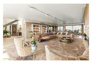 Stunning Lisbon Penthouse with Panoramic City and Tagus River Views for Sale