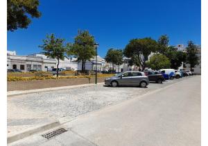 Sun-drenched T2 in Olhão Baixa – 200m from the waterfront and free parking